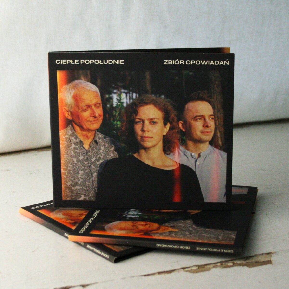 <b> CIEPŁE POPOŁUDNIE – ZBIÓR OPOWIADAŃ </b><br> CD, 2025