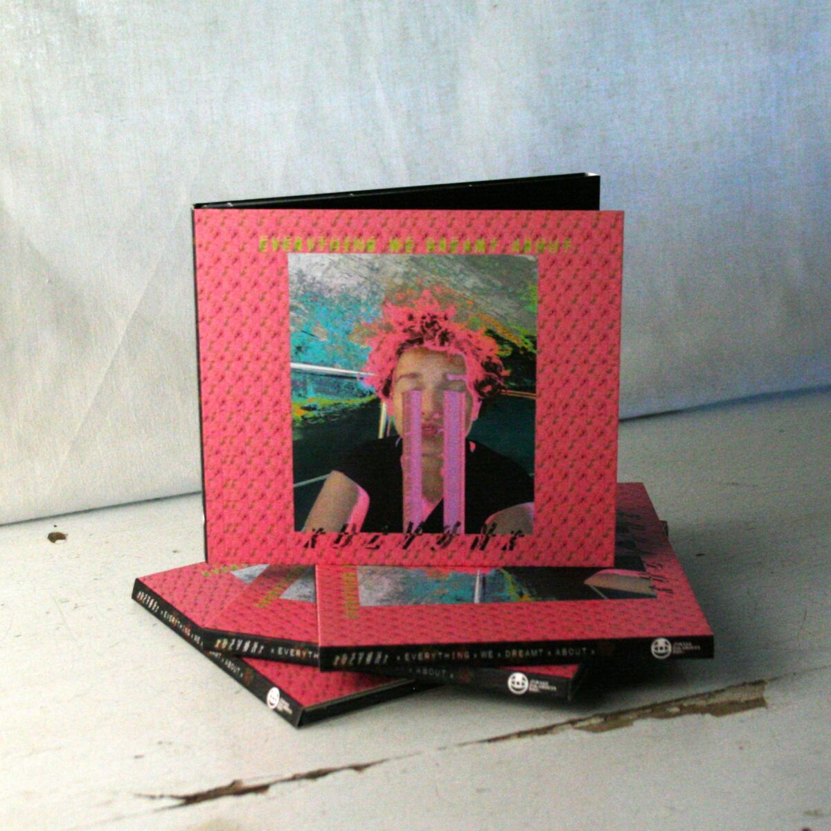 <b> xDZVØNx – EVERYTHING WE DREAMT ABOUT </b><br> CD, 2020